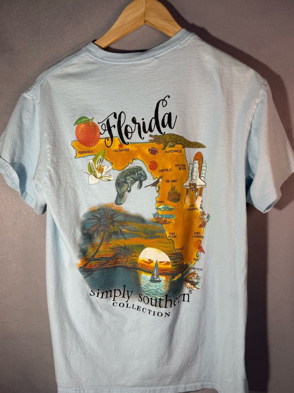 Simply Southern Light Blue Florida Map Graphic Tee M Unisex